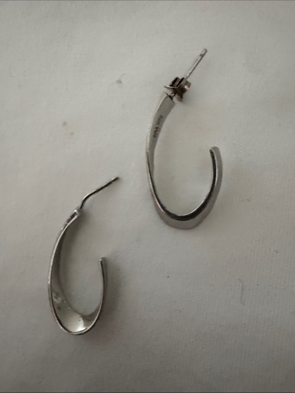 Y2K sterling silver modernist curved hoop stud earrings Chateau d’Argent